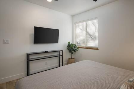Near Downtown Stylish 2Br With Amazing Patio - 6 Villa Моуаб Екстериор снимка