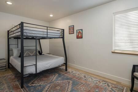 Near Downtown Stylish 2Br With Amazing Patio - 6 Villa Моуаб Екстериор снимка